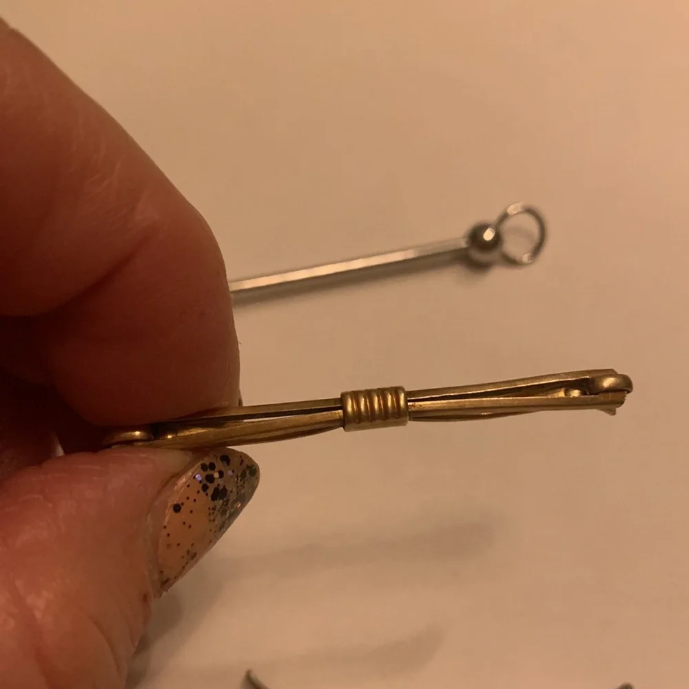 Vintage Men’s Jewelry Collection: 1 Collar‎ Pin, 3 Collar. Bars, 1 Tie Bar